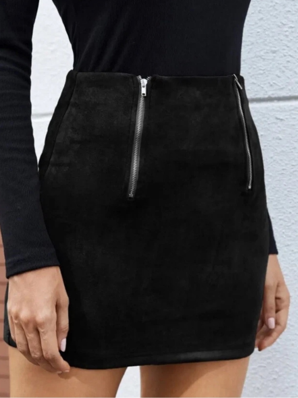 FOREVER 21 Black Faux Suede Silver Zipper Mini Skirt Stretch Large